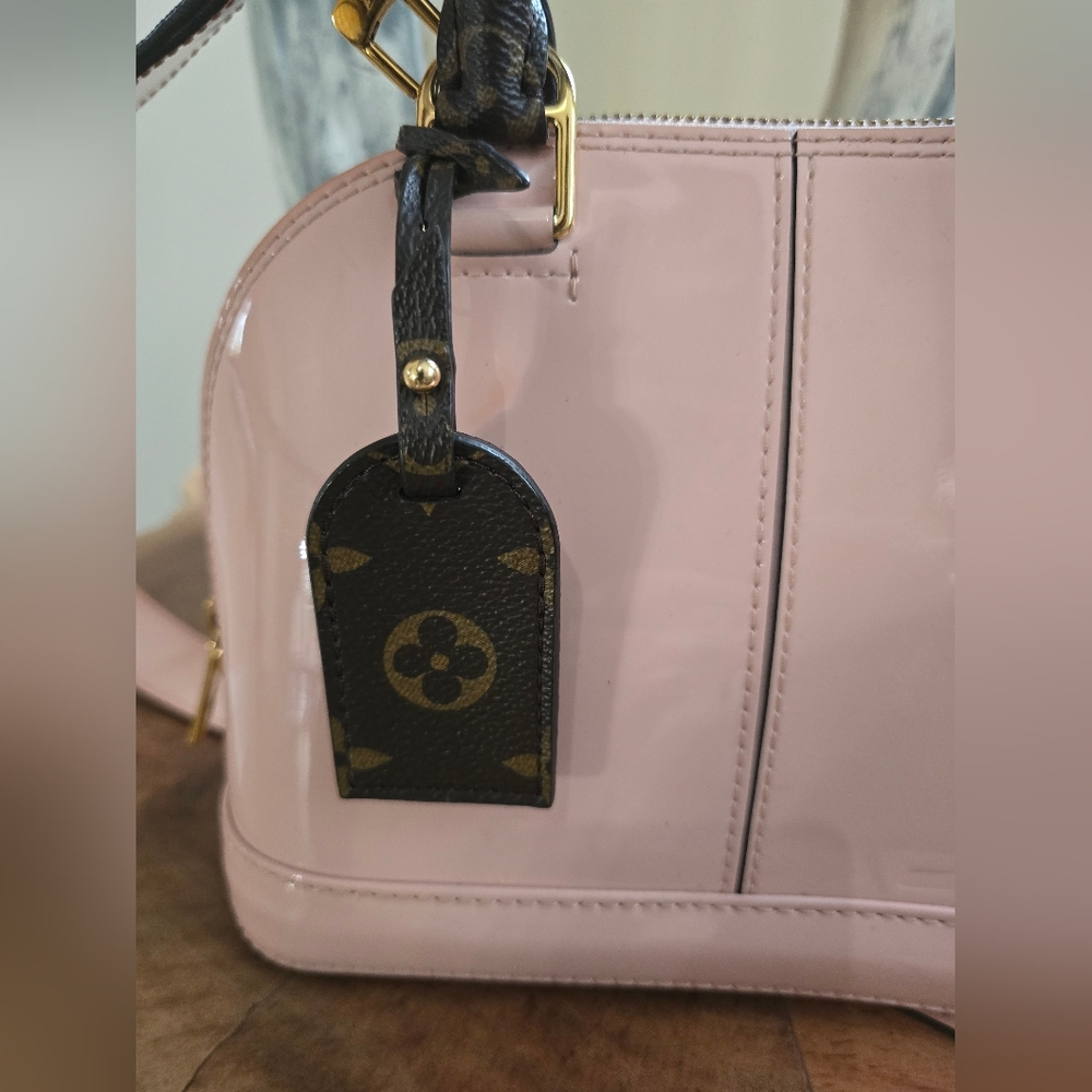 ✨✨SOLD✨✨ Louis Vuitton Patent Monogram Alma BB in Pink Rose Ballerine 2 Way Bag - Picture 3 of 13